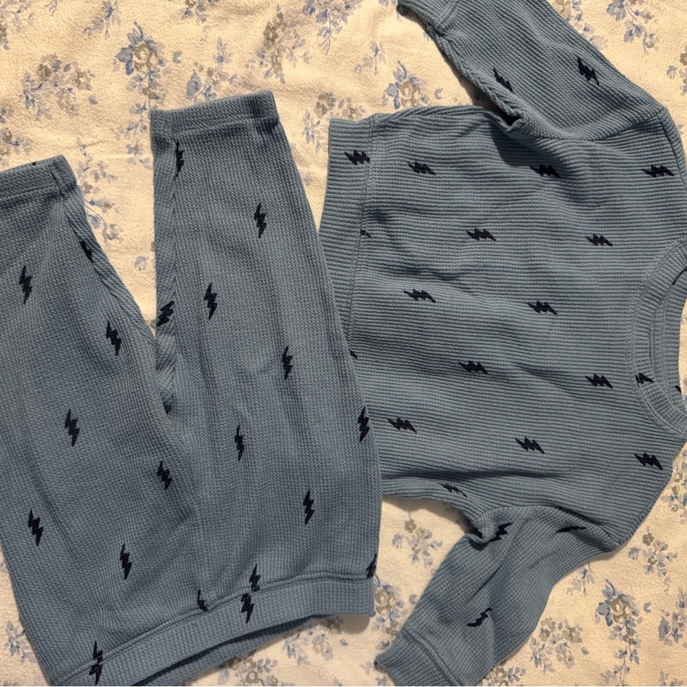 Cat & Jack Light Blue Knit Set with Dark Accents